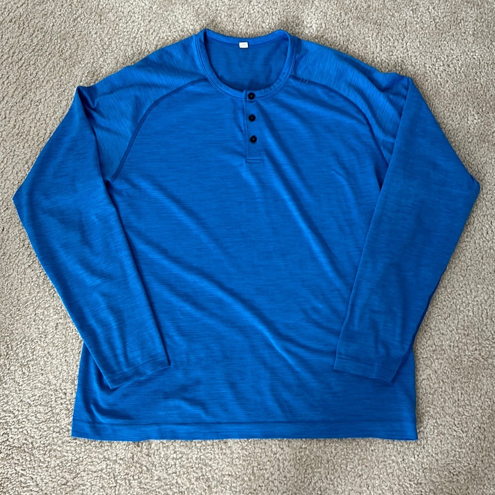 Men’s Lululemon long sleeve